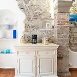 Elegant In The Heart Of With Smarttv And Wifi Lejlighed Torno