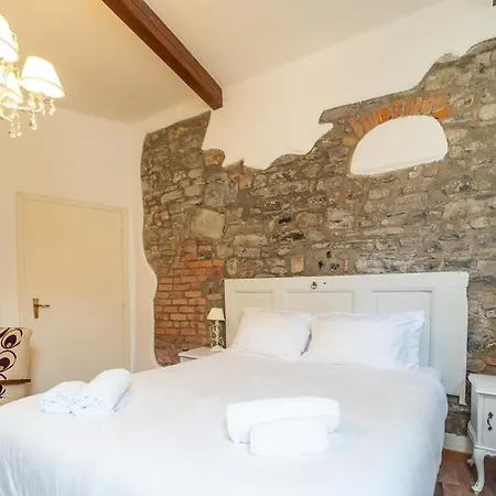 Apartment Elegant In The Heart Of With Smarttv And Wifi