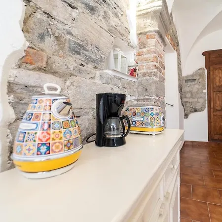 Lägenhet Elegant In The Heart Of With Smarttv And Wifi Torno